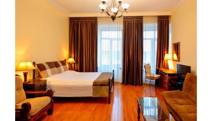 British House Boutique Hotel poza 1